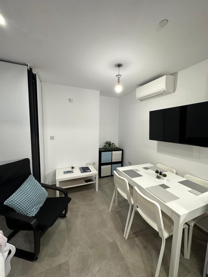 E1 Apartment High Level Sea View Gibraltar Exterior foto